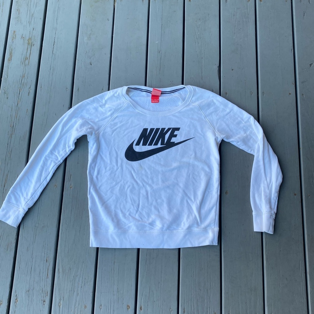 Nike sweatshirt